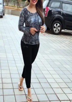 Zoya Khan delhi Escorts